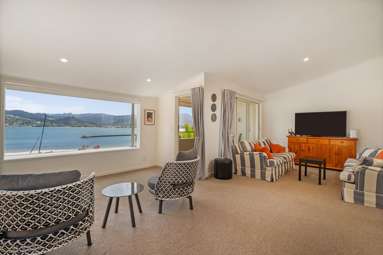 Villa 8 - 4B The Esplanade_2