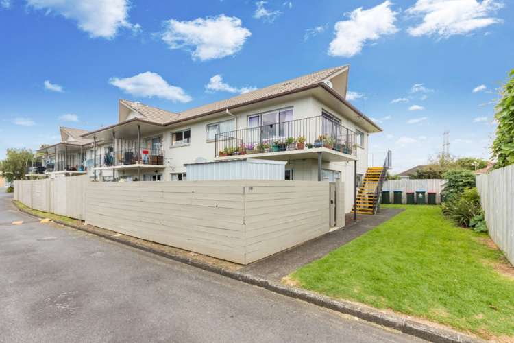 1/68 Ferndale Road Mount Wellington_11