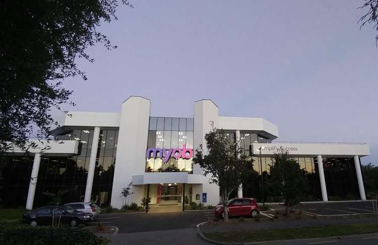 17 Sir William Pickering Drive Burnside_1