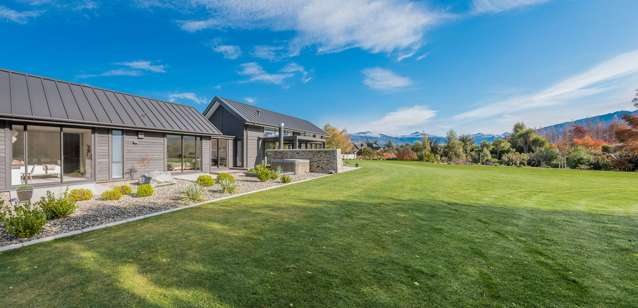 14 Waimana Place Wanaka_1