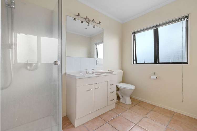 2/25 Thirlmere Rise Northpark Manukau City Houses for Sale One Roof