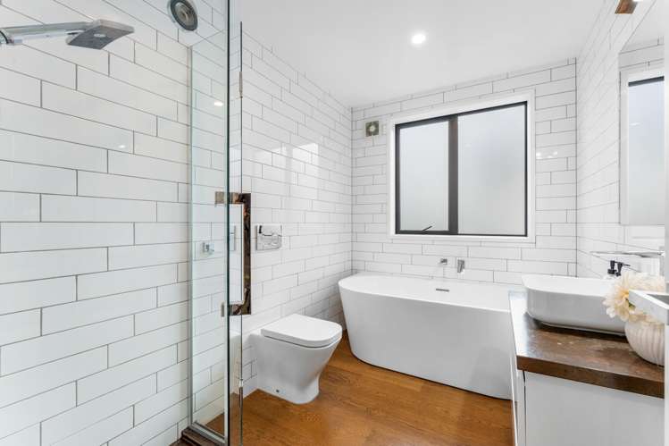 339 Ridge Road Paremoremo_16