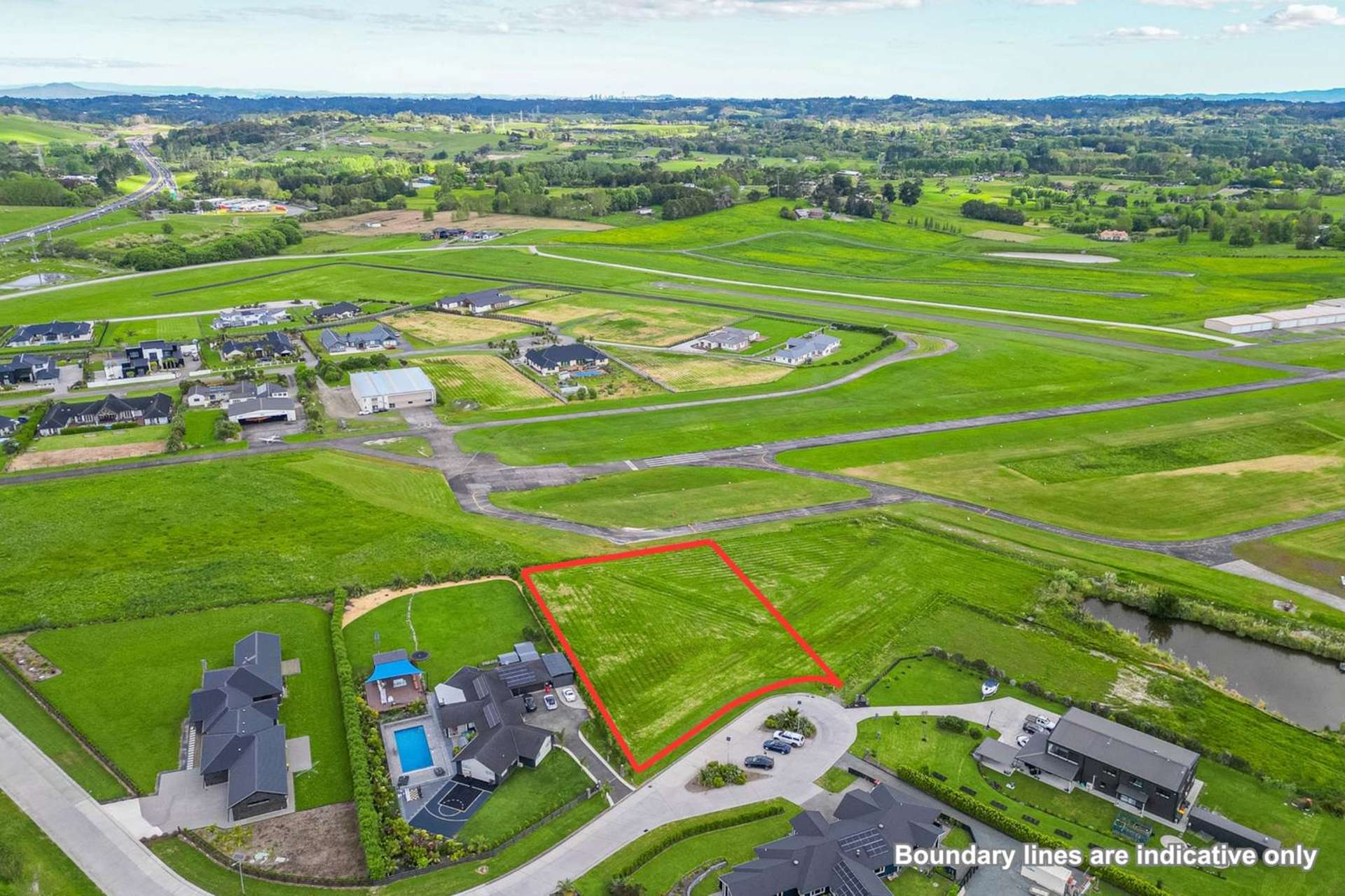 9 Runway Rise Dairy Flat_0