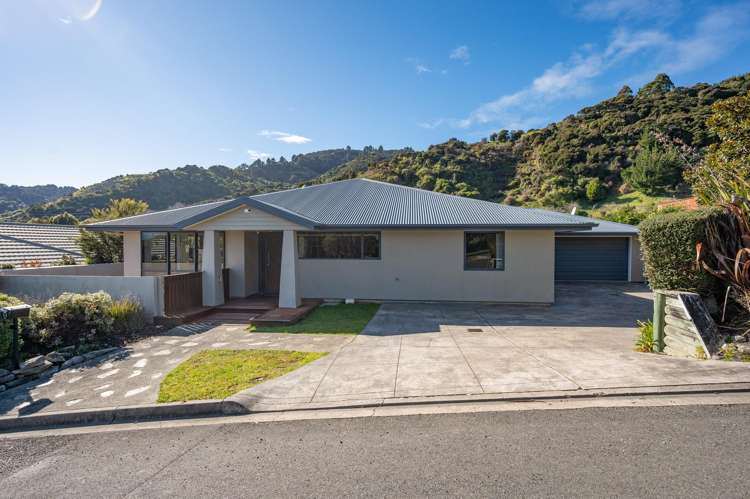 9 Springlea Heights Atawhai_1