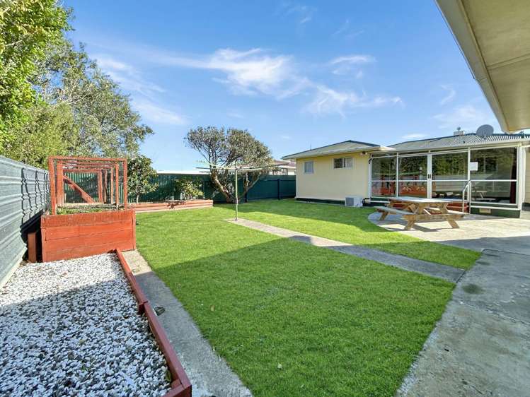 51 Havelock Avenue 10923_11