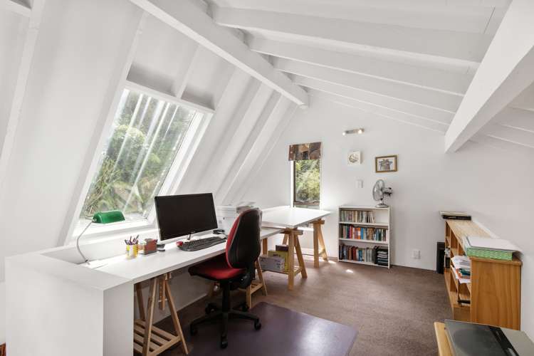 4 Lady Bell Grove Lowry Bay_7