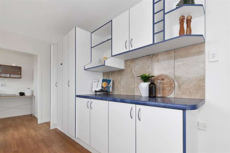 29 Avro Crescent Hornby_8