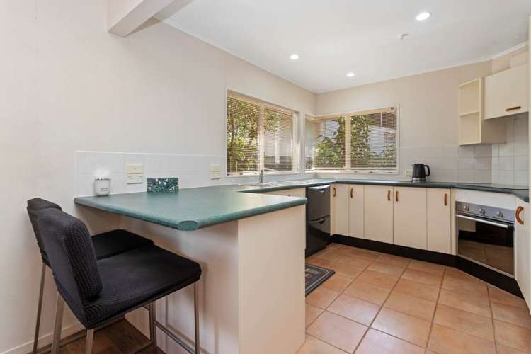 12A Ramelton Road Mt Roskill_7