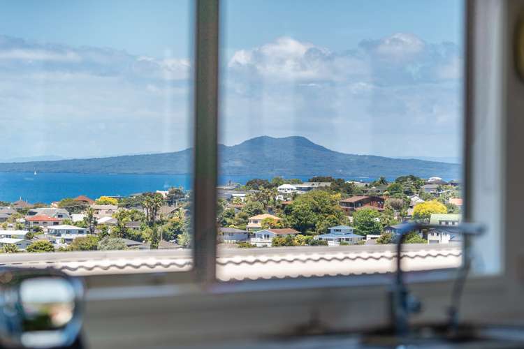 22 Summit Drive Torbay_8