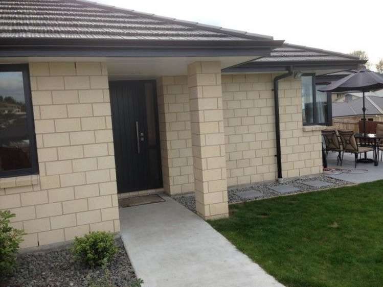 45 Fairfax Crescent Pyes Pa_1