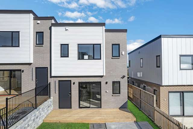 Modern Living Meets Growing Opportunity