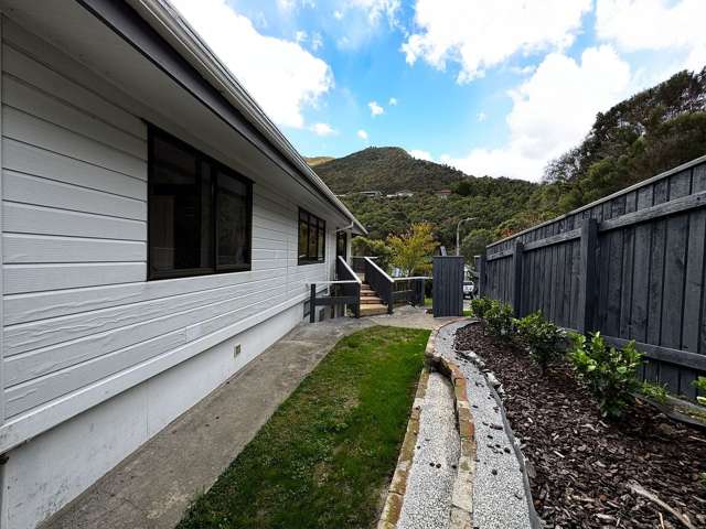 22 Percy Dyett Drive Karori_2
