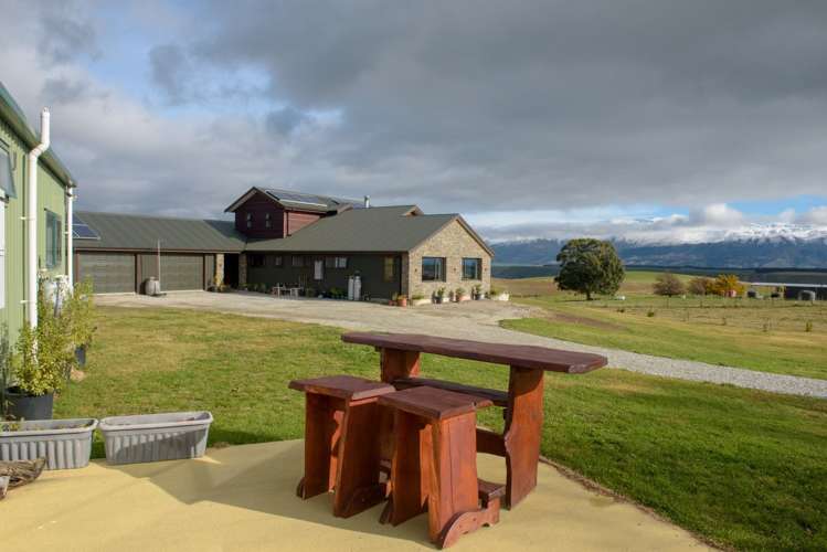 170 Ruffell Road Westland Surrounds_13