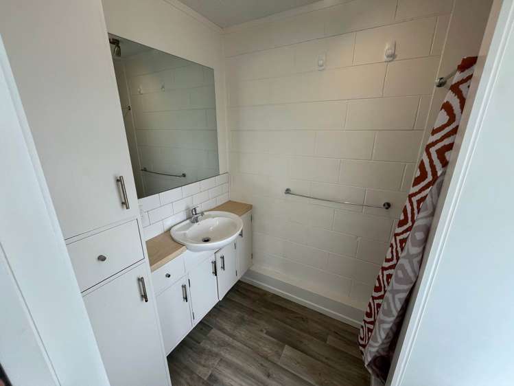 8/4 Wynyard Road Mt Eden_10