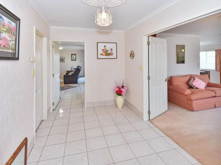 18 Flora Place Wattle Downs_6