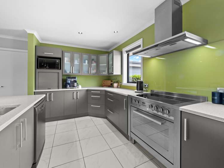 4 Goldrich Grove Netherby_3