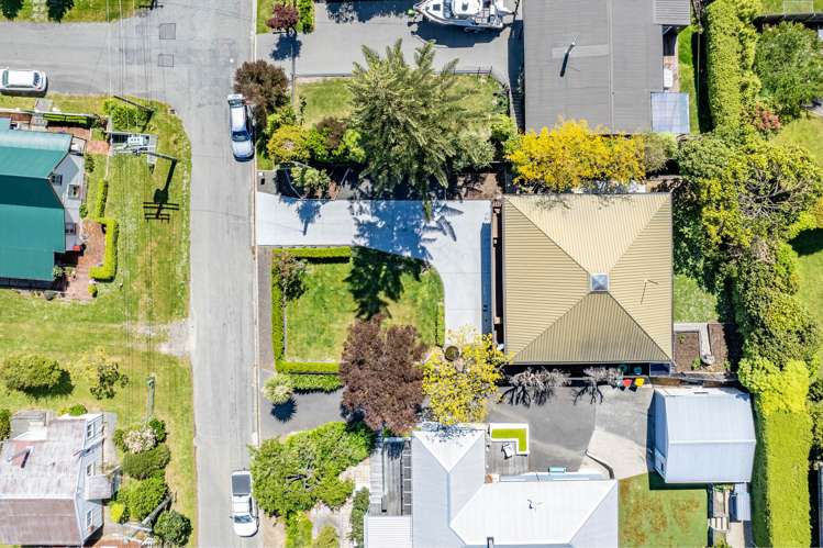 15 Muter Street Akaroa_27