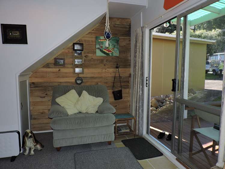 437 Thames Coast Sh25 Road Te Puru_6