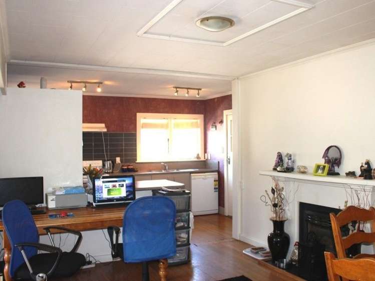 2 Leven Street Marchwiel_10