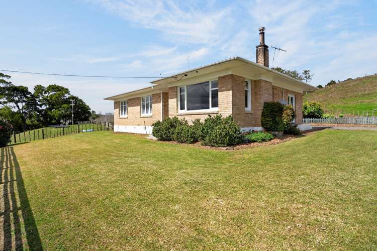 1334 Pukehuia Road Tangiteroria_11