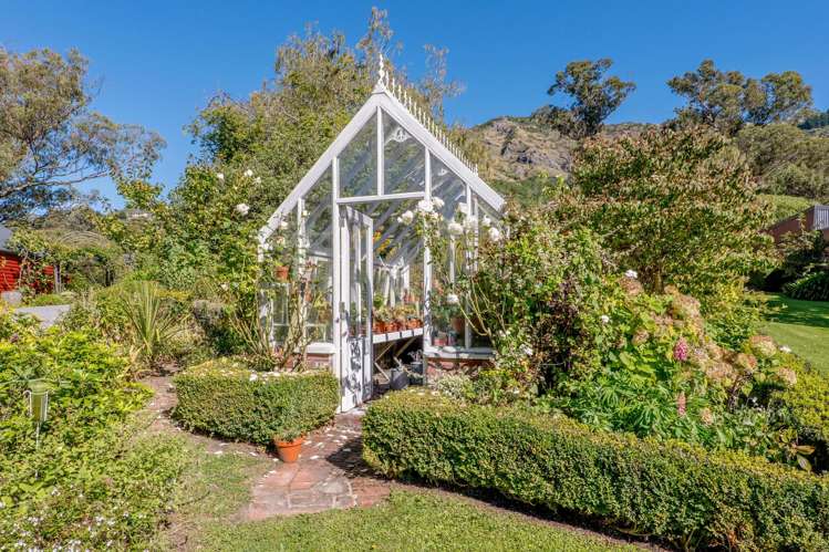 1 Main Road Governors Bay_33