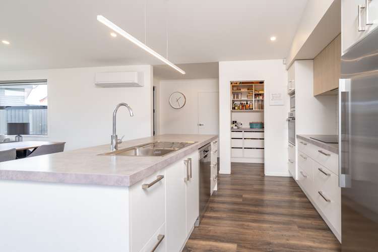 4 Aviation Lane Mosgiel_6