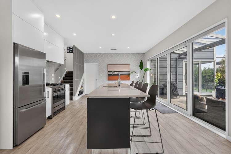 122D Waterloo Road Hutt Central_11