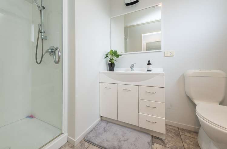 55 Lord Auckland Road Wakefield_11