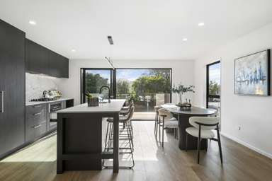 57 Oaktree Avenue_4