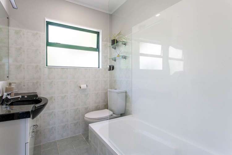 26 Lingham Crescent Torbay_10