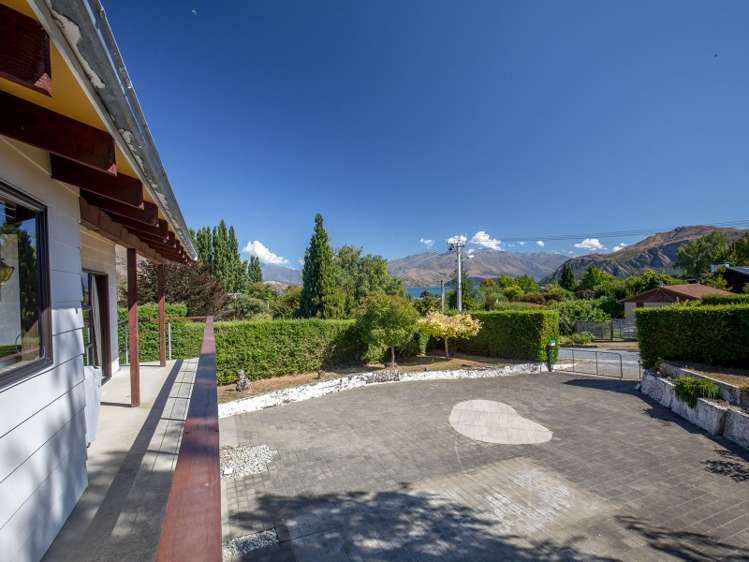8 Collins Street Wanaka_7