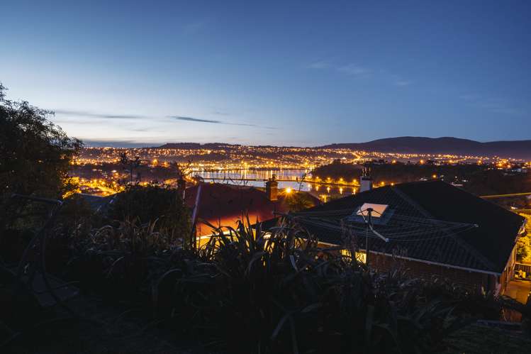 8 Highcliff Road Andersons Bay_11