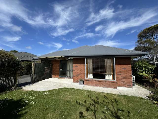 2/14 Farquhars Road Redwood_1