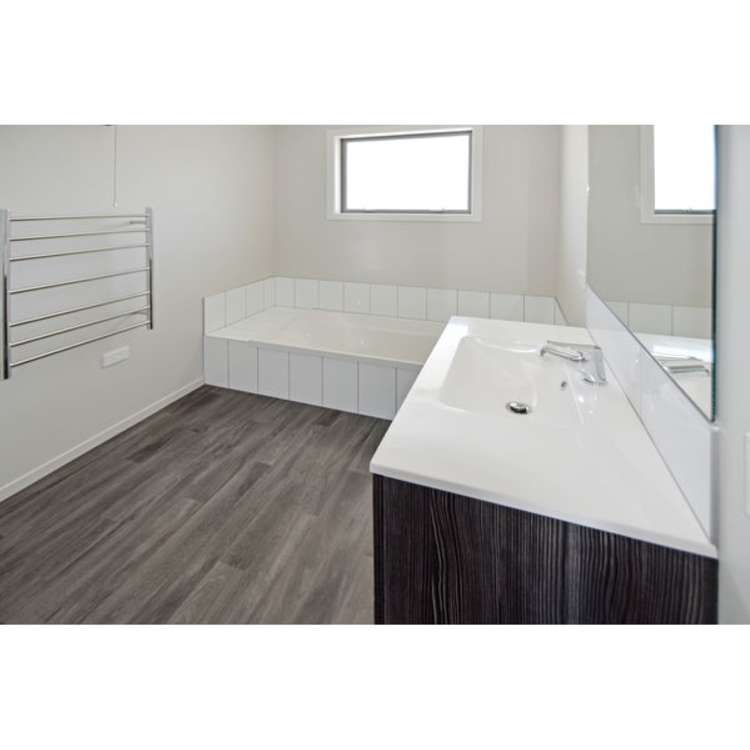 5 Lakeland Avenue Twizel_14