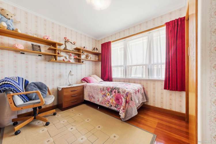 39 School Road Te Atatu South_17