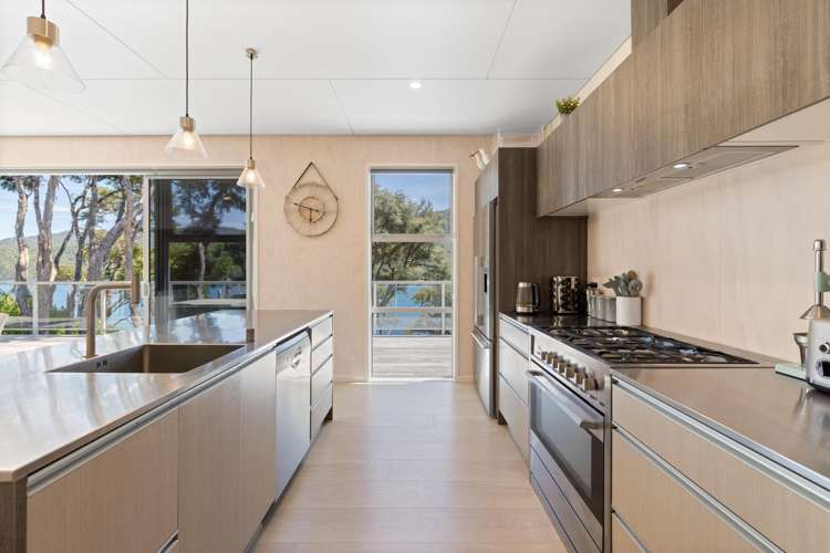 Kumutoto Bay Kumutoto Bay_16