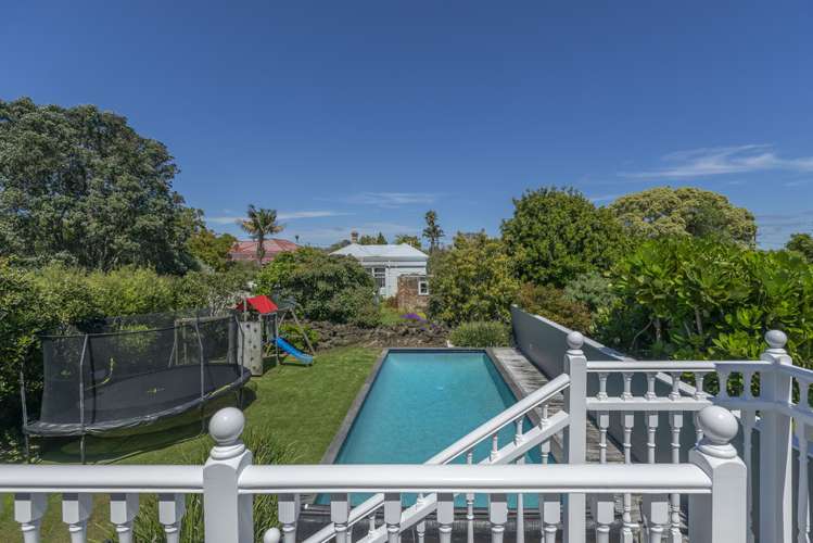 34 Burnley Terrace Mount Eden_15