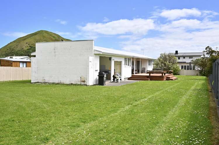18 Lochiel Street Māhia_18