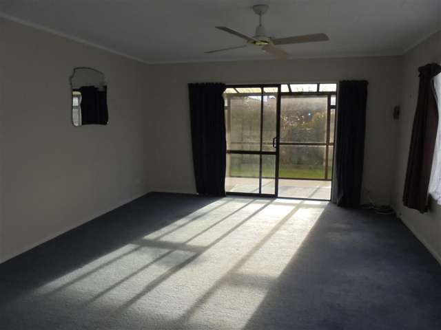 2/48 Songer Street Stoke_3