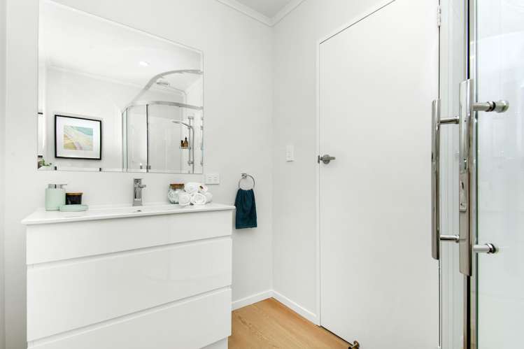 271 Wellington Road Wainuiomata_8