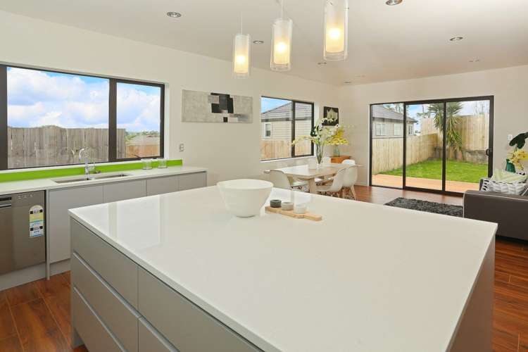 49 Bolton Street Blockhouse Bay_22