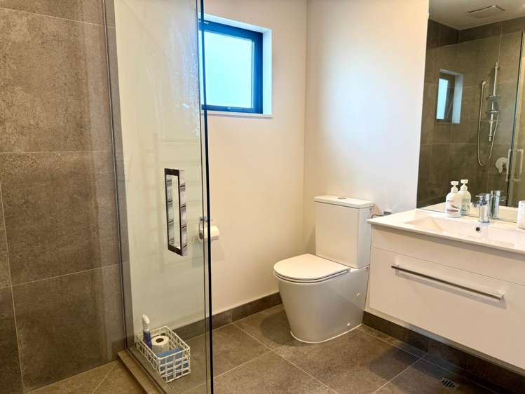  4/106 Somerfield Street Somerfield_12