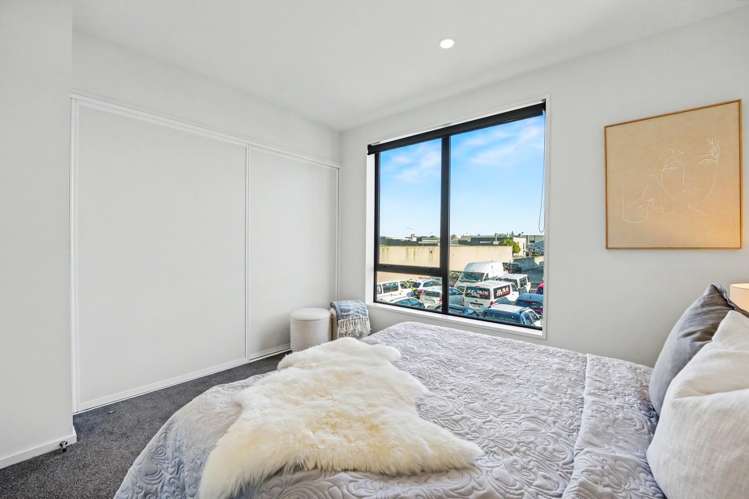 3/321 Lincoln Road Addington_14