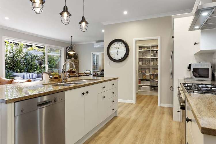 15 Colonial Drive Silverdale_11