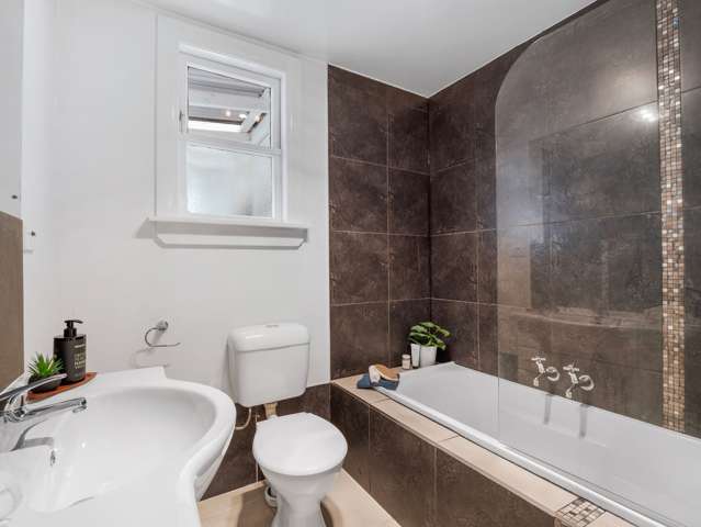 537 Ferguson Street Terrace End_2