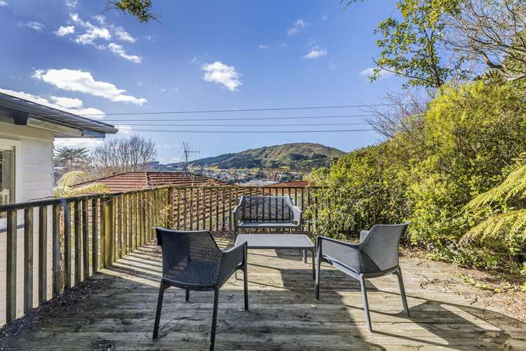 7 Fyvie Avenue Tawa_16