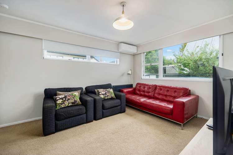 25 Fairleigh Avenue Mount Albert_16