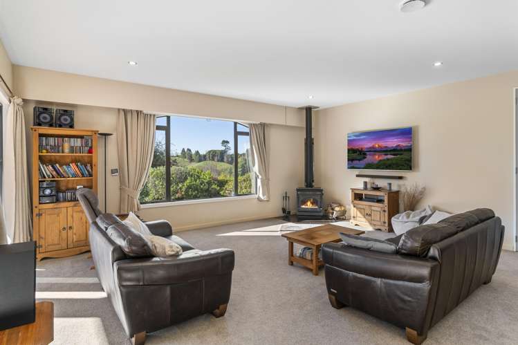 89 Totara View Road Wakefield_12
