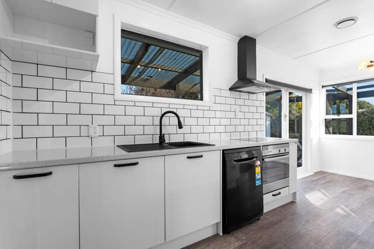 4 Iredale Road Hawera_8