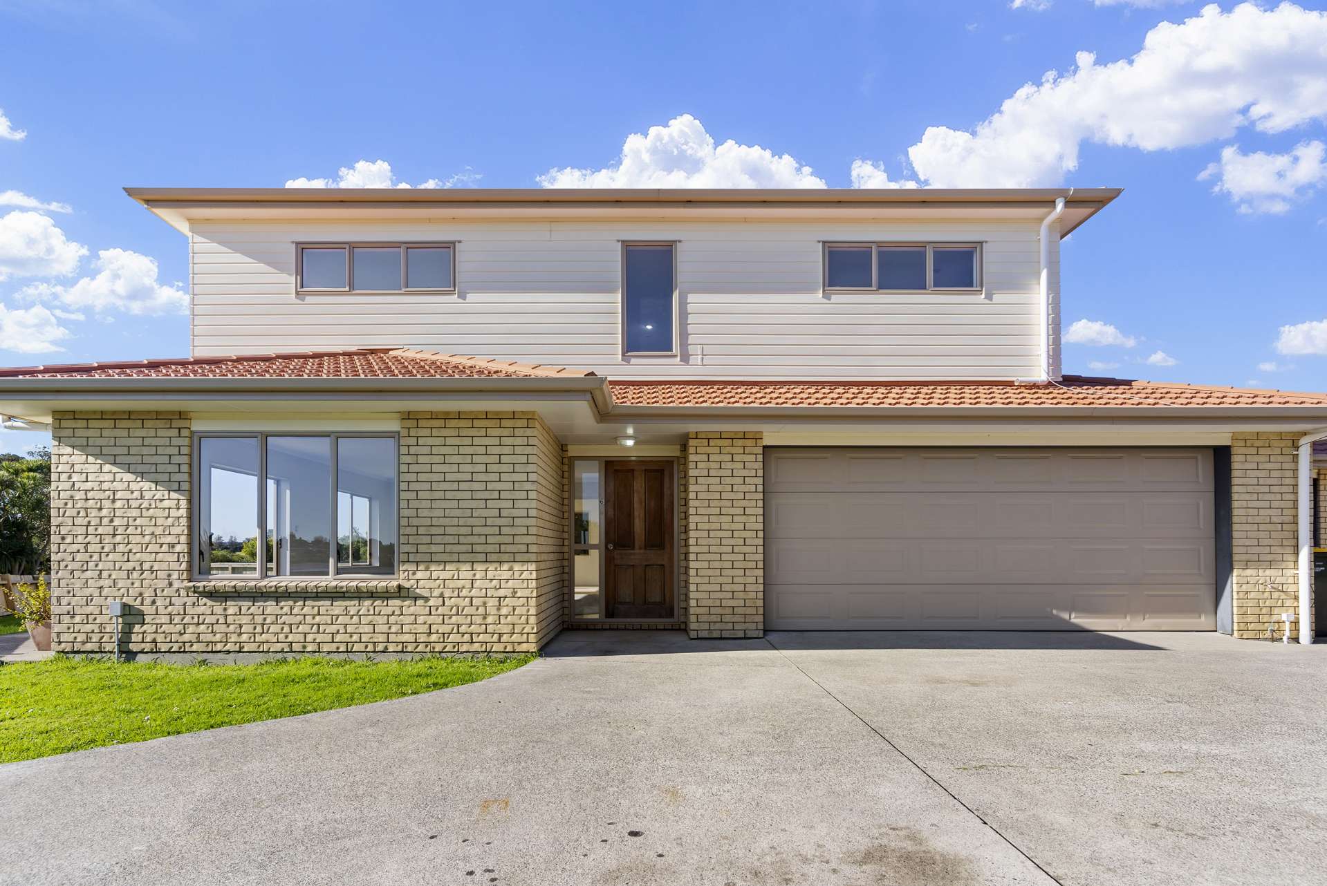 6 Brechin Place Wattle Downs_0